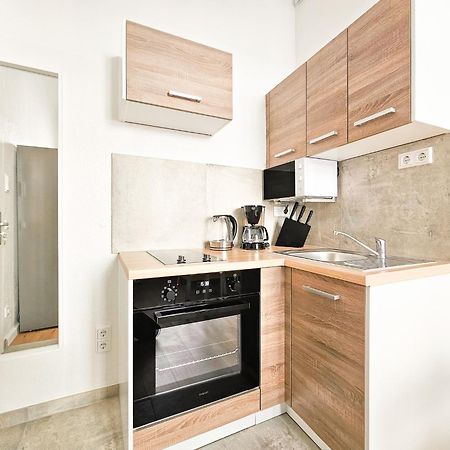 Raj Living - Studio Wohnungen - 15 Min Zur Messe Dus Düsseldorf Extérieur photo