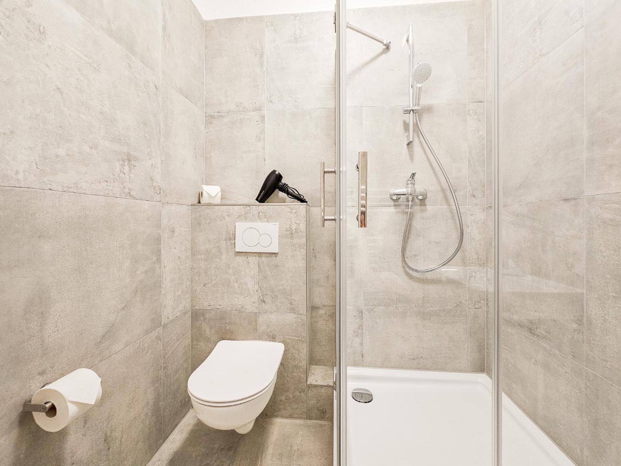 Raj Living - Studio Wohnungen - 15 Min Zur Messe Dus Düsseldorf Extérieur photo